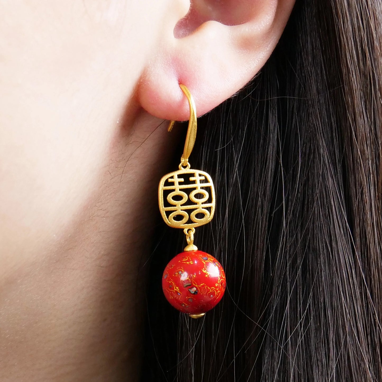 Chinese red gold lacquer beads, copper electric gold-plated high-grade earrings