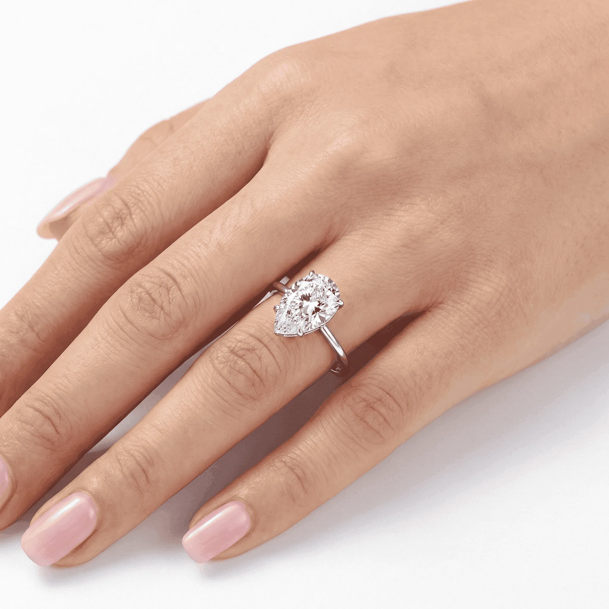 Asscher Cut Moissanite Ring detail